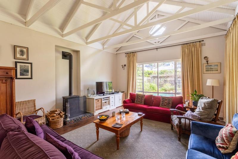 To Let 4 Bedroom Property for Rent in Rondebosch Western Cape